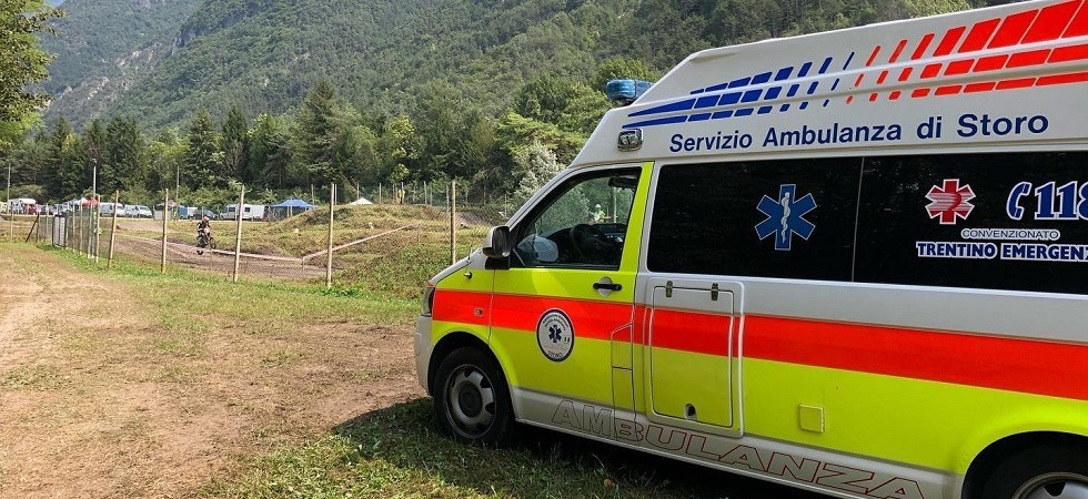 Incidente durante la gara al crossodromo di Storo: una persona elitrasportata in ospedale in codice rosso